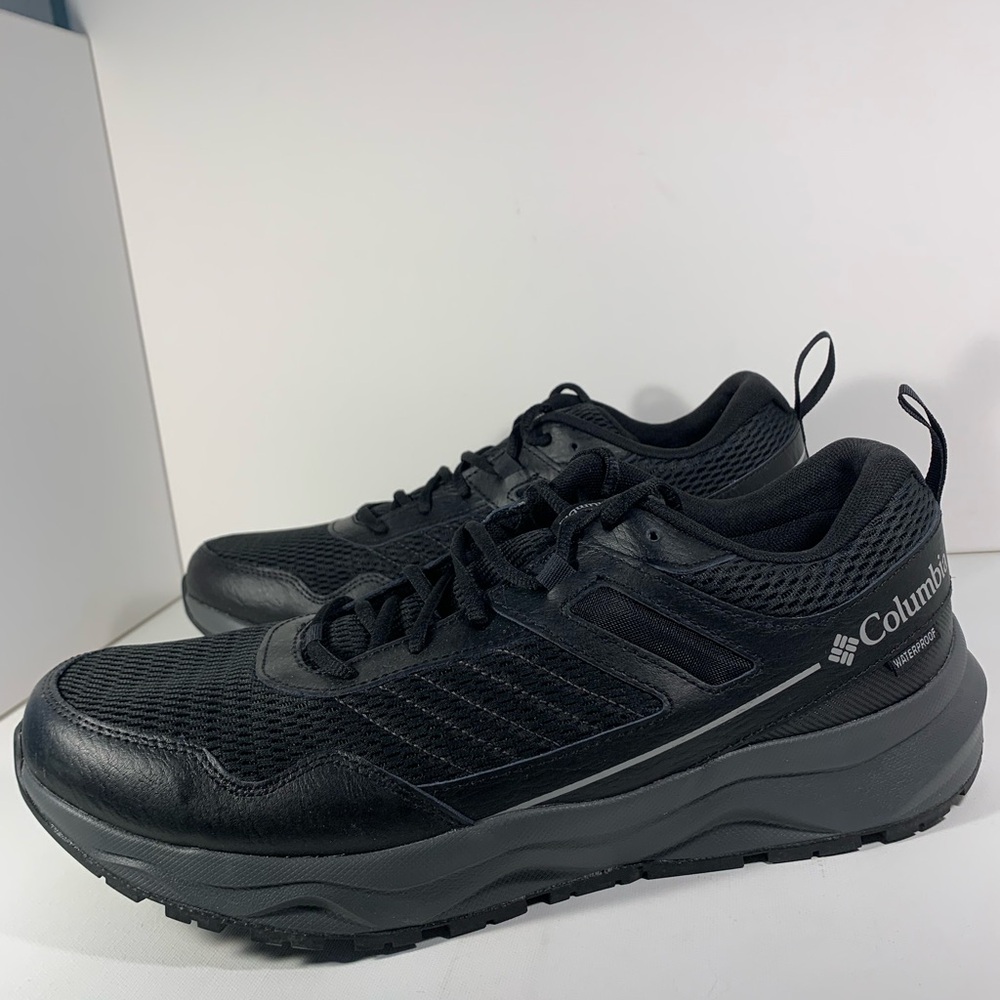 Men’s Columbia Plateau Hiking Shoe - Picture 2 of 8